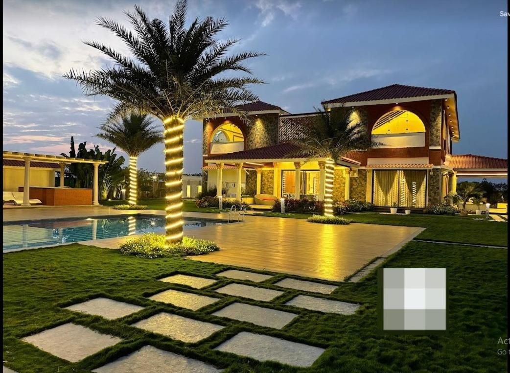 Redhomex Cove Castle Villa ハイデラバード エクステリア 写真